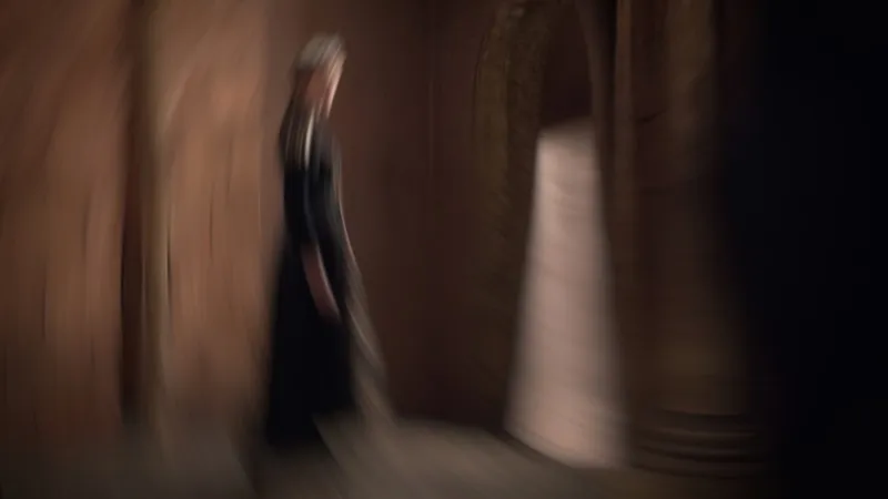 game_of_thrones_unblur.jpg