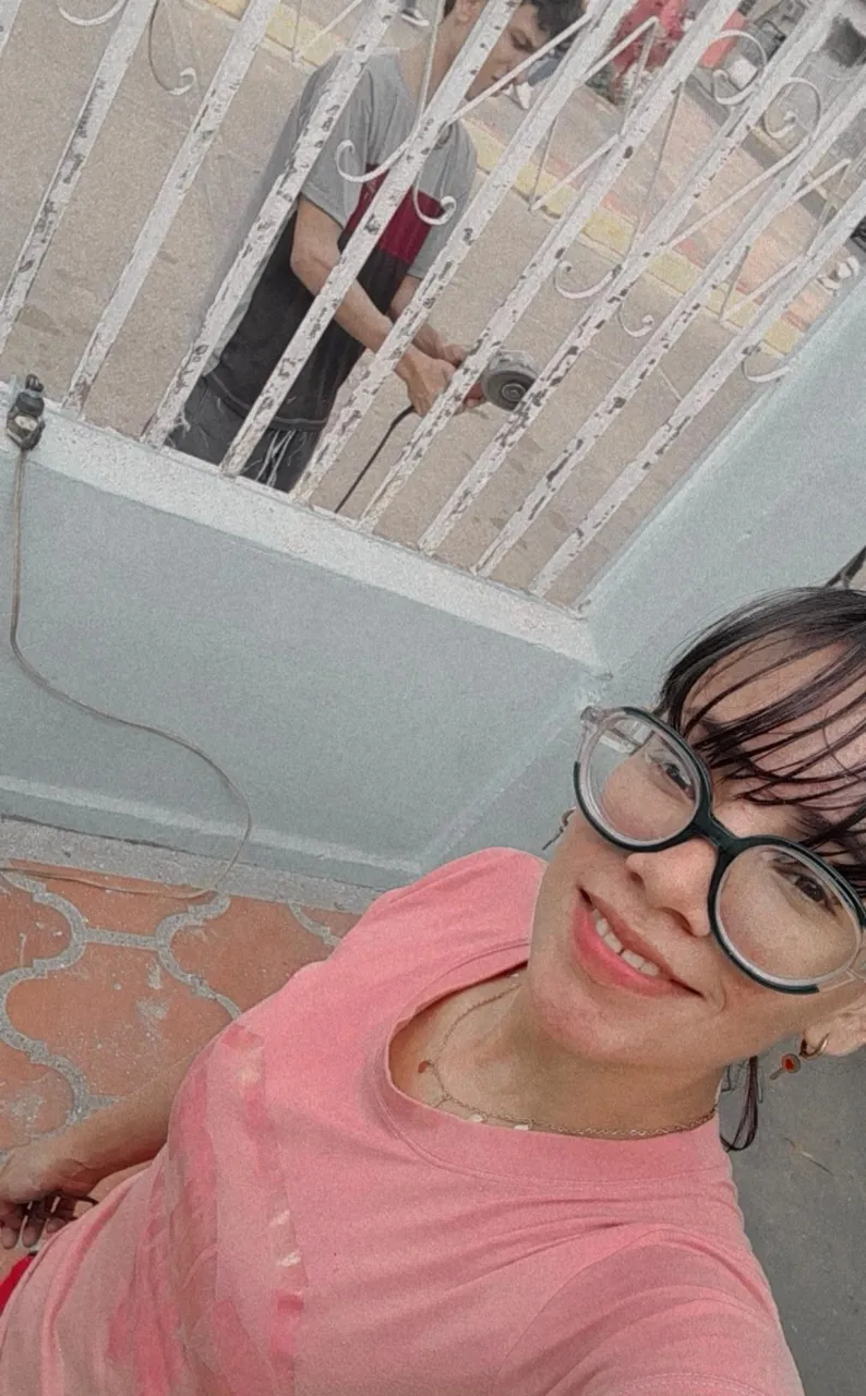 Screenshot_20250408_220207_Files by Google.jpg