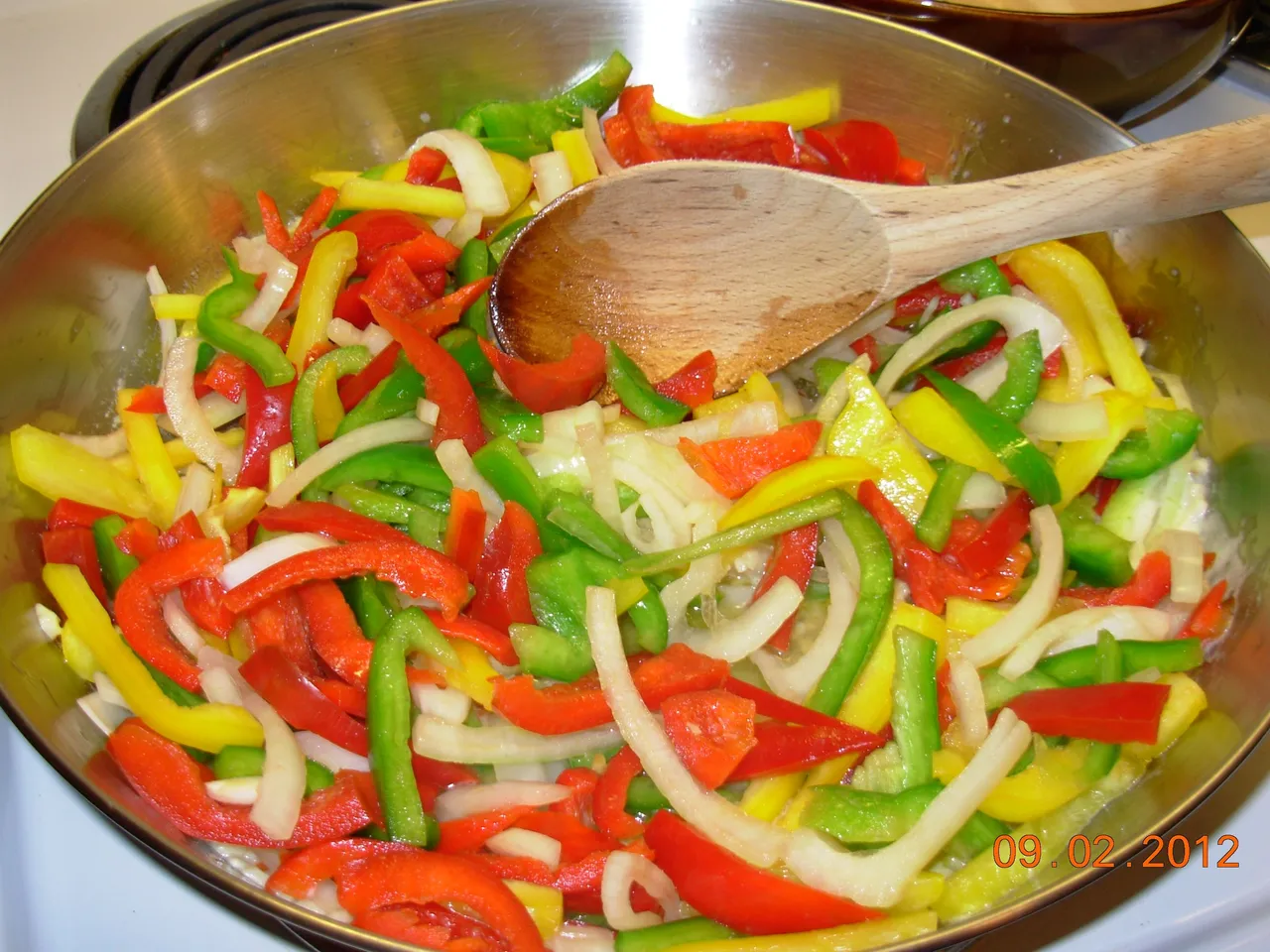 Chicken, Peppers and Onions cooking.jpg