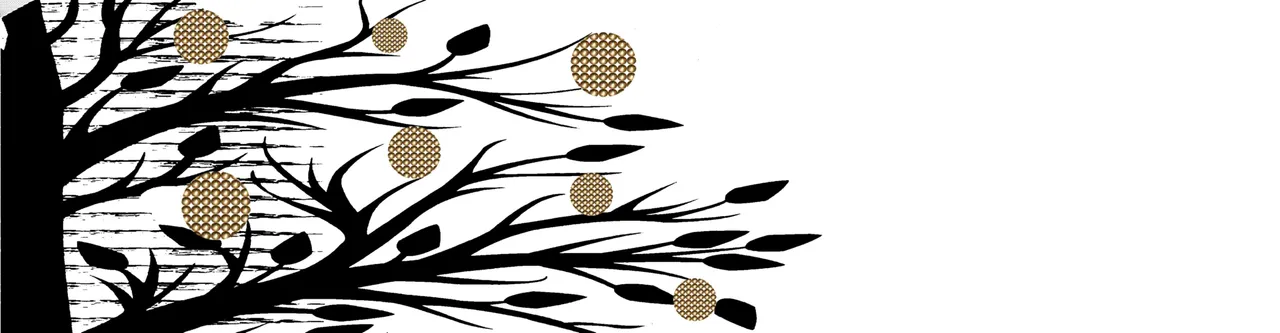 banner tree black with gold baubles.jpg