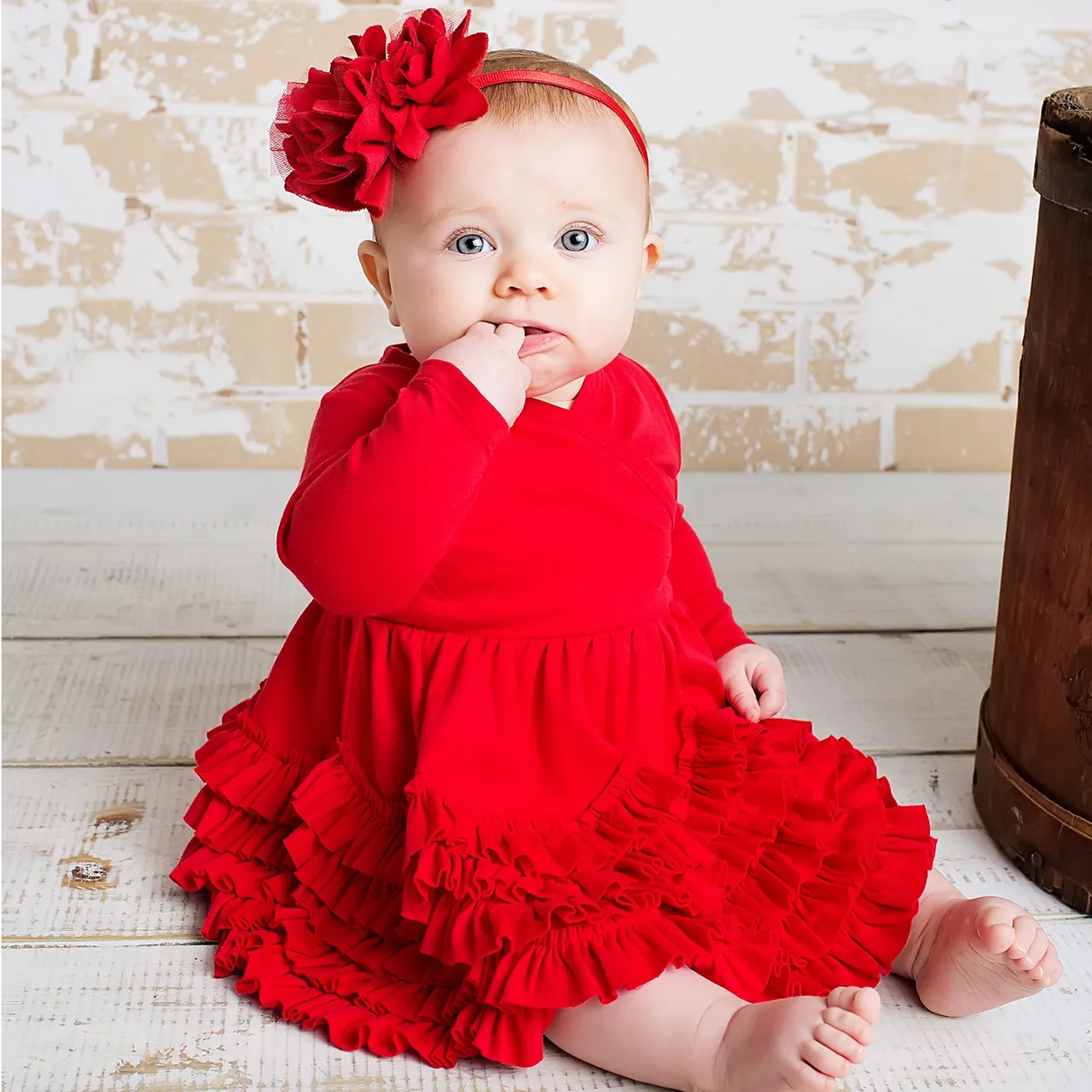 lemonloveslayette-red-jada-dress-c_469_detail.jpg