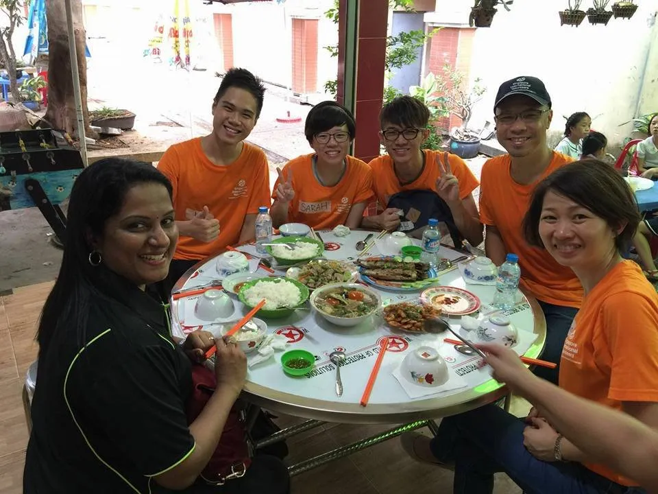 Image may contain: 7 people, including Sarah Ng, Seany Tan and Vincent Lim, people smiling