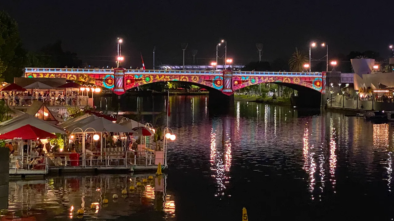 XMAS BRIDGE4.png
