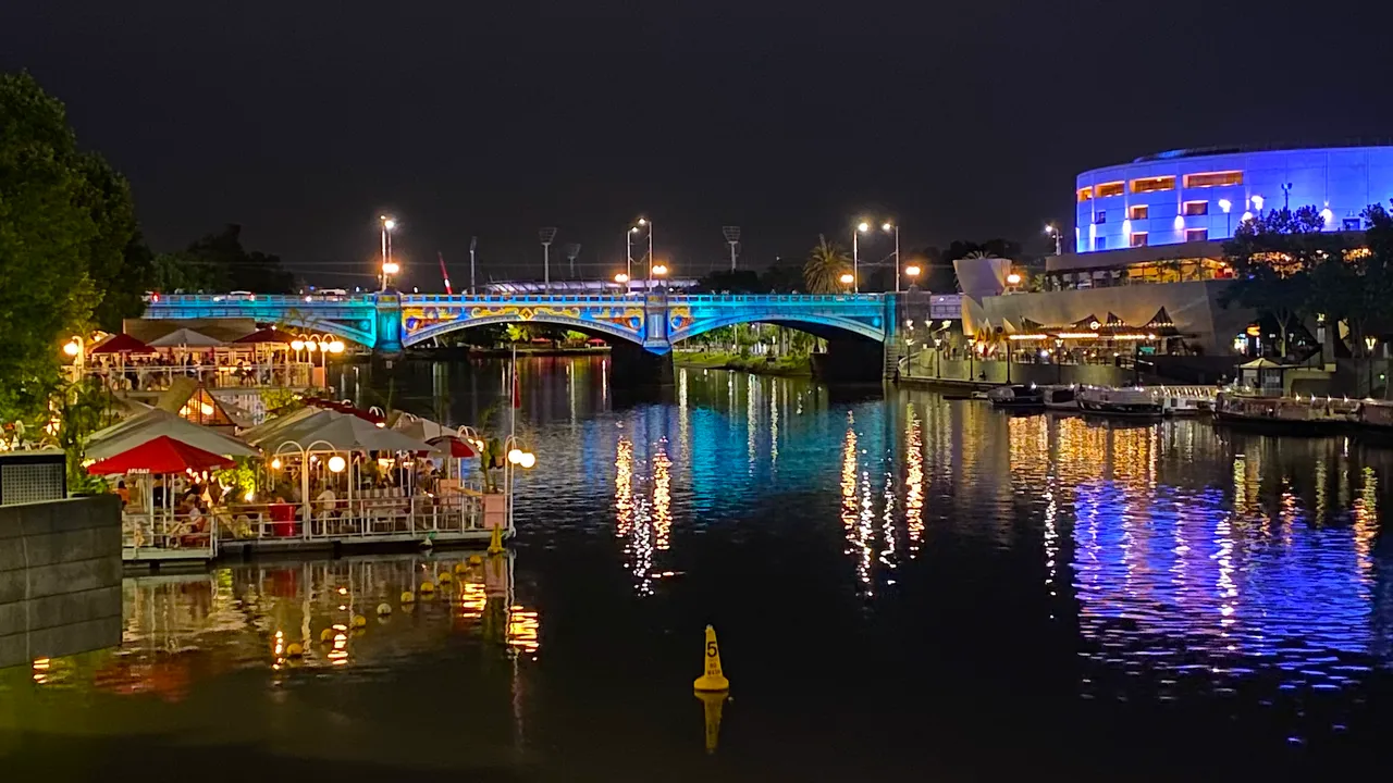 XMAS BRIDGE2.png
