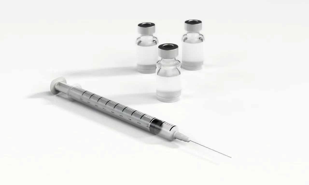 syringe1884758_1280.jpg