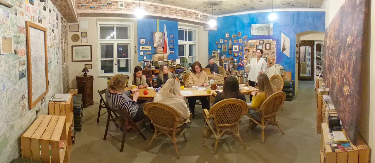 Workshop led by @Makaroshka