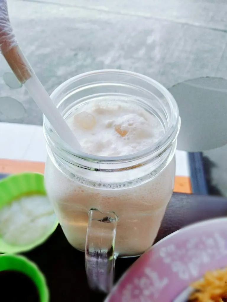 "lassi.jpg"