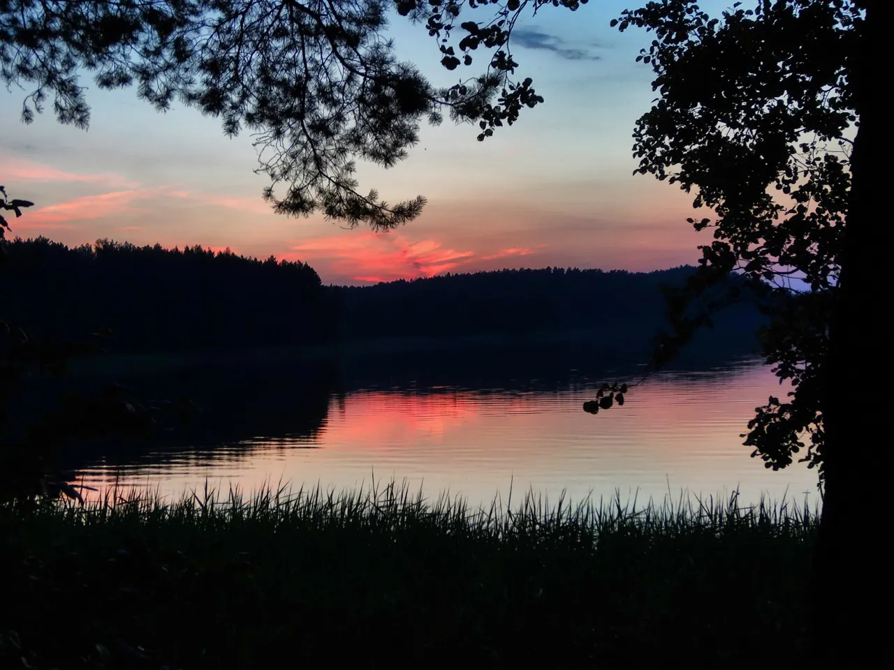 The sundown in red