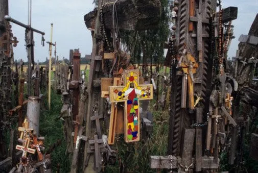 8 Lithuania - Siauliai - Hill of Crosses - Colourful cross stands out 8.jpg