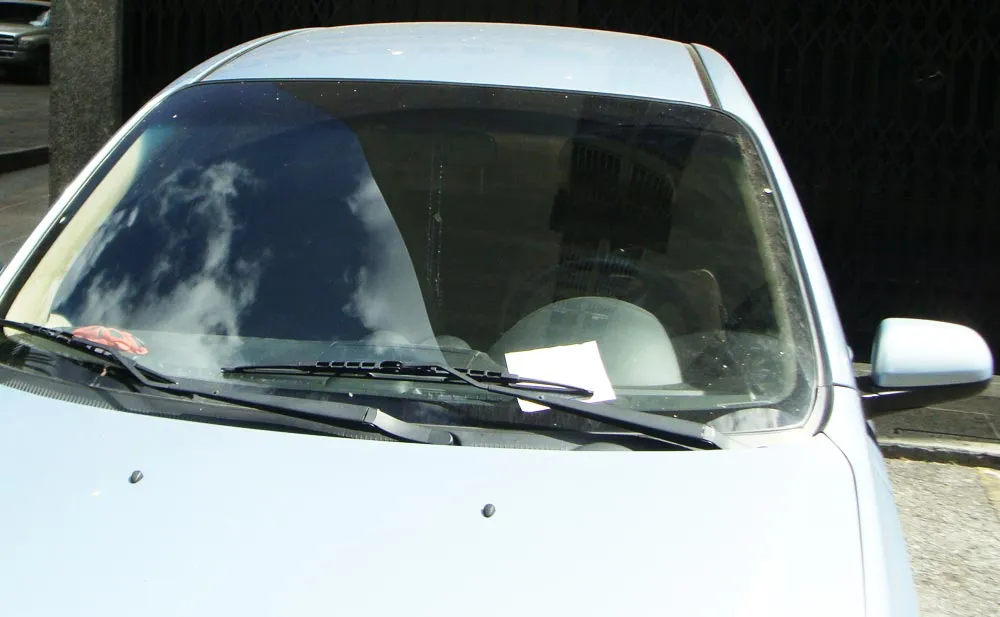 Construye, automóvil