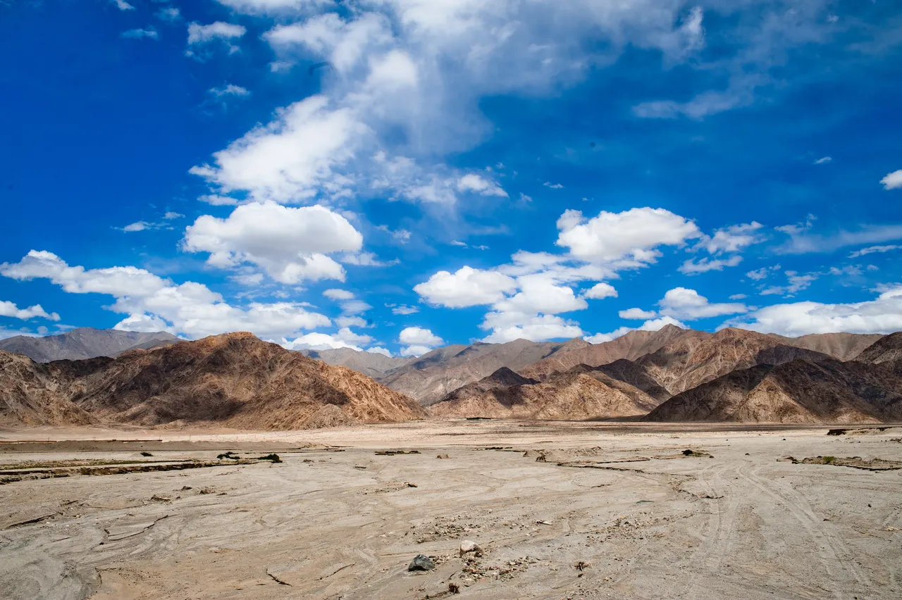 선명한 라다크 하늘.jpg