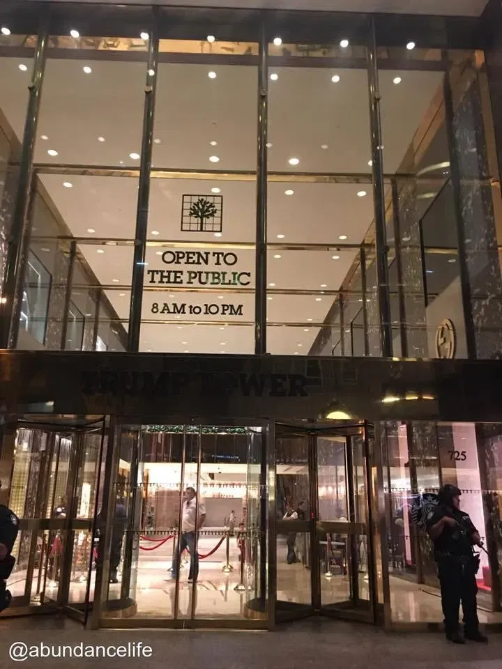 851fOsEAnuJ6tGyd_Trump_Tower_New_York_n.webp