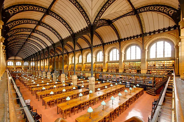 640px-Salle_de_lecture_Bibliotheque_Sainte-Genevieve_n03.jpg