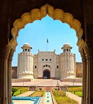 Lahore-Fort.jpg