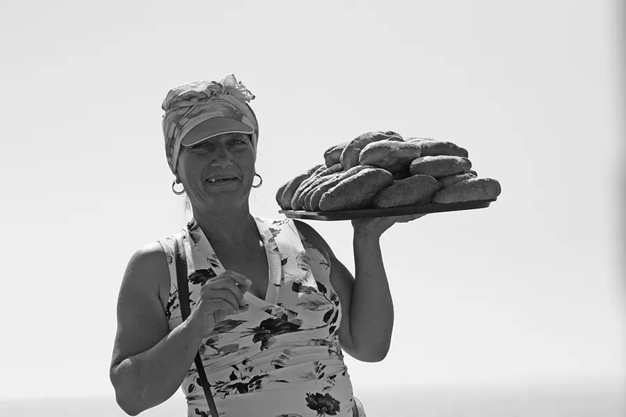 Donuts_BW_s.jpg