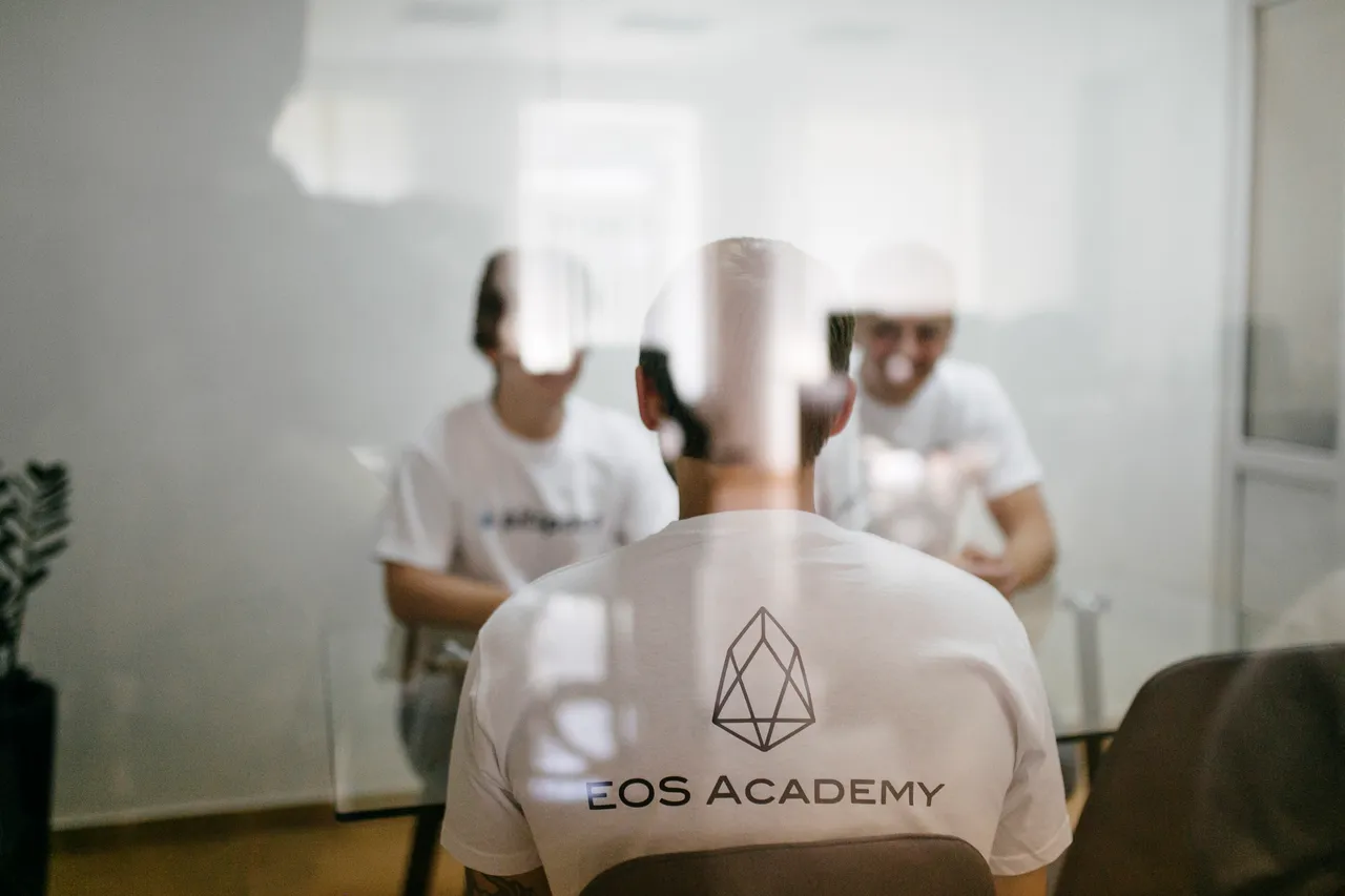 EOSAcademy6.jpg