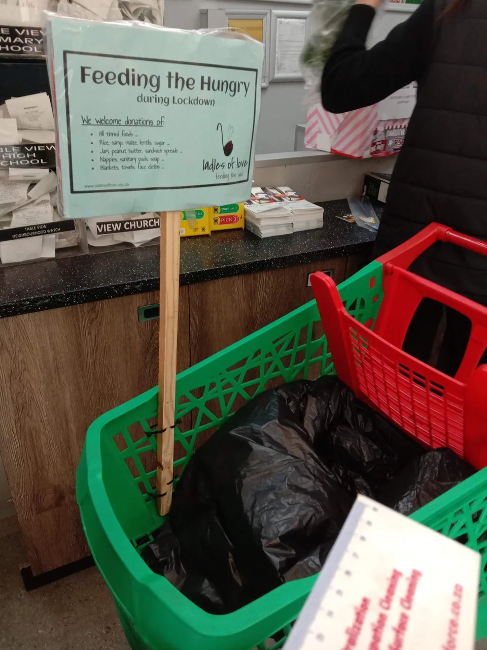 ladles_trolly_1.jpg