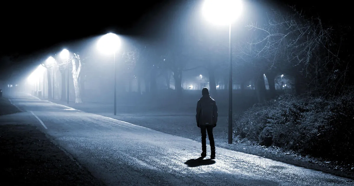 stalking-generic.jpg