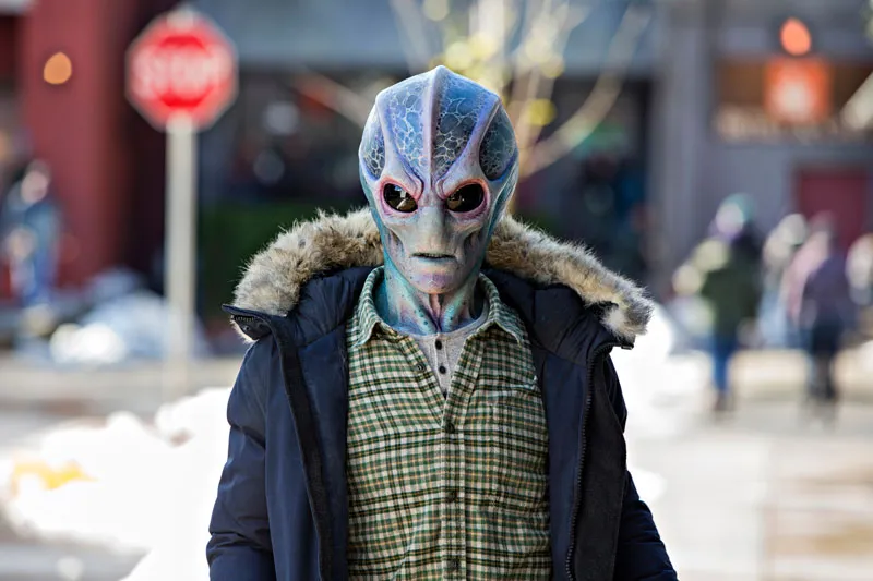 resident-alien-1.jpg
