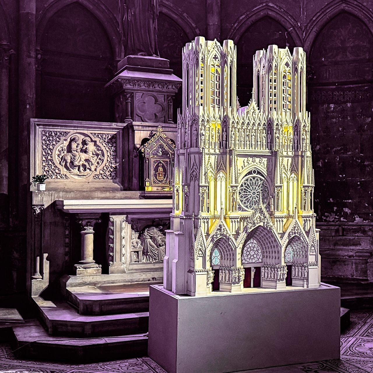 Cathédrale Notre-Dame de Reims - 15.jpg
