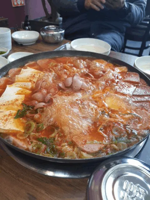 KakaoTalk_Moim_4Ba1CB854WvnQ8LRKLnl4Z4lWAuUIp.gif