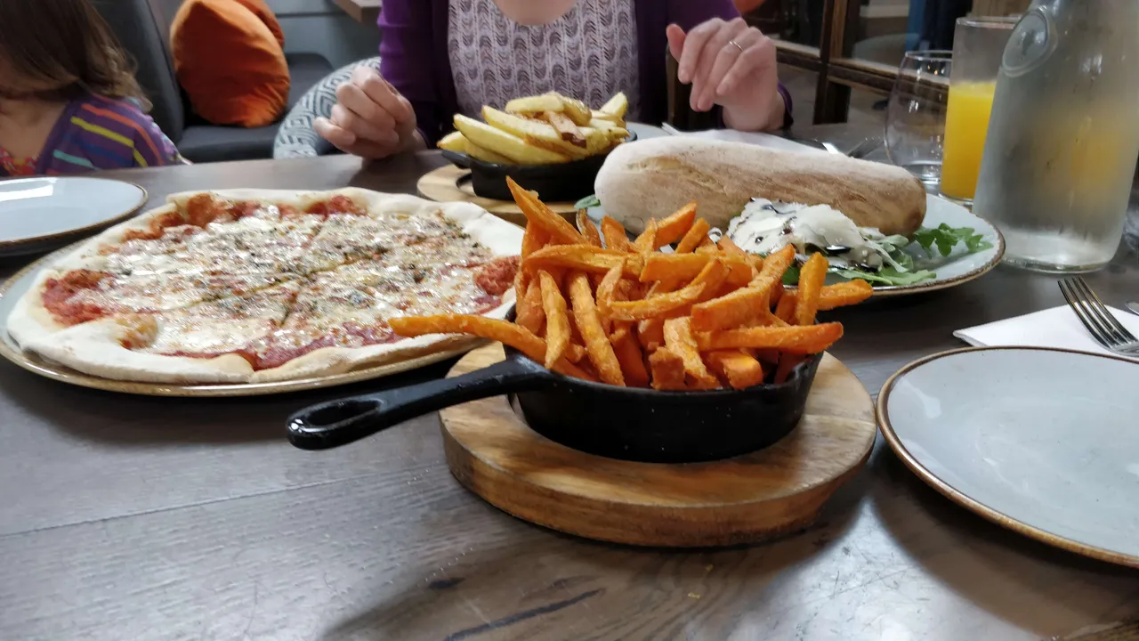 IMG_20180821_125625.jpg