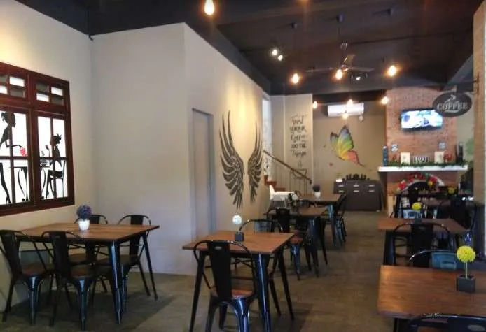 Lantai 1 Host Cafe.jpg