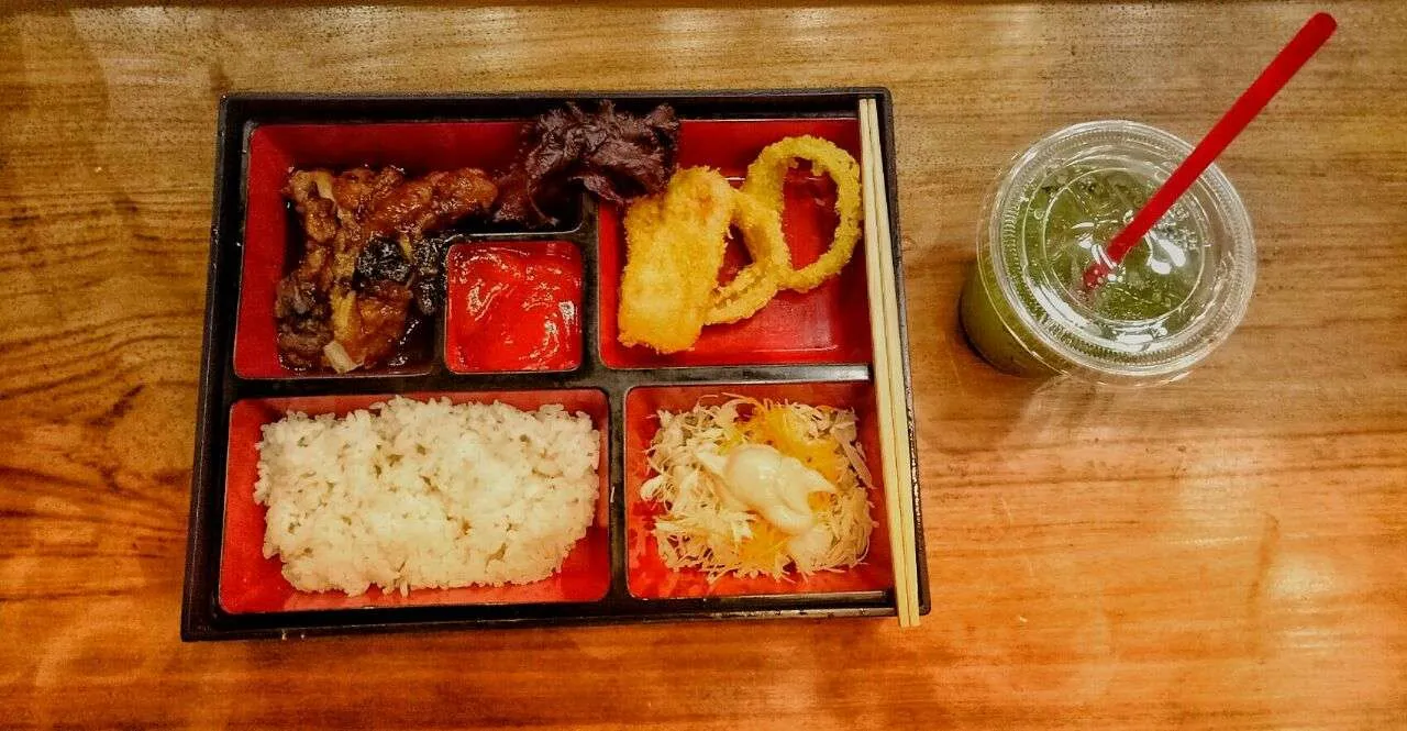 2 Bento n Iced Ocha.jpg