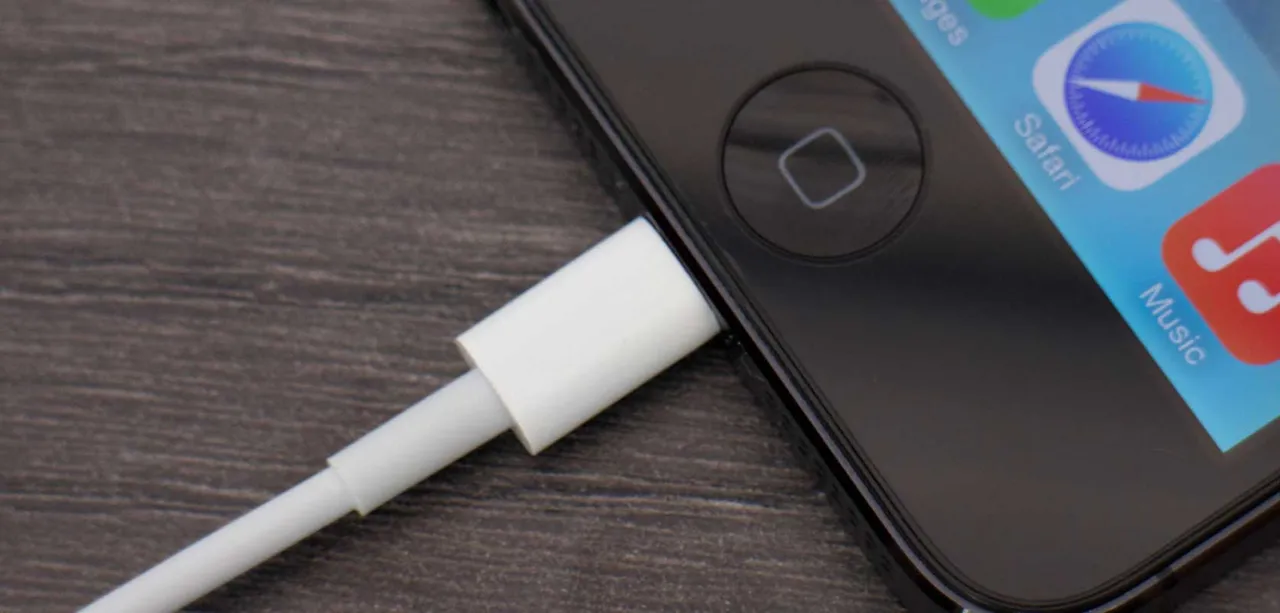 iphone-charging.jpg