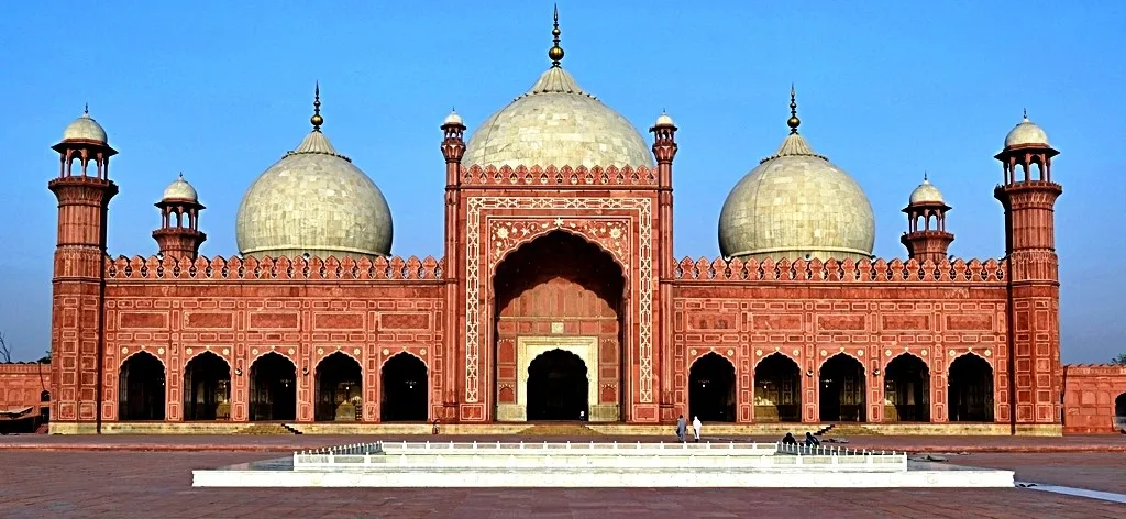 Badshahi-Mosque.jpg