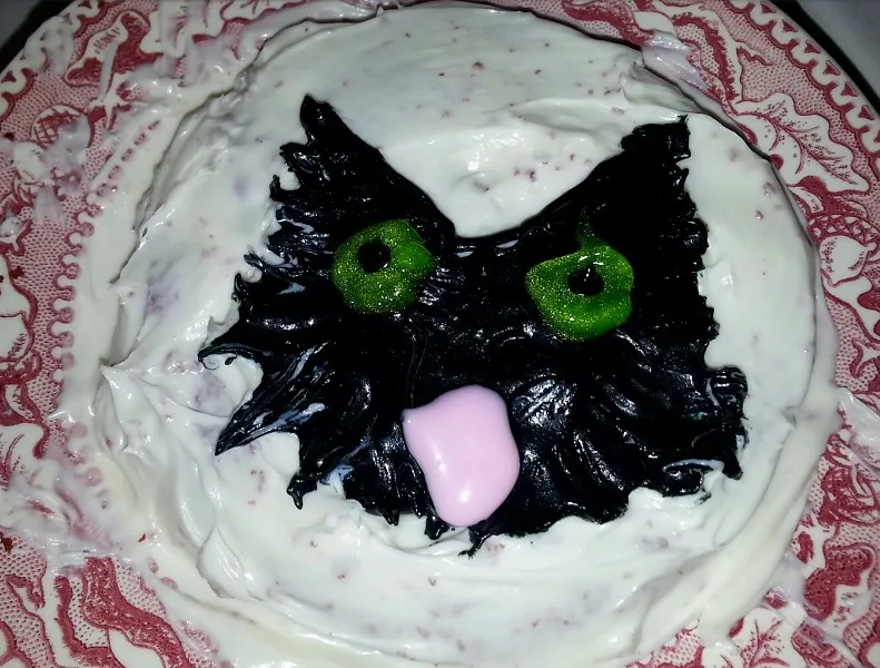 miniderpdaycake.PNG