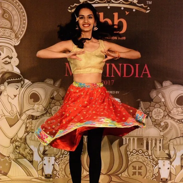 manushi-chillar.jpg