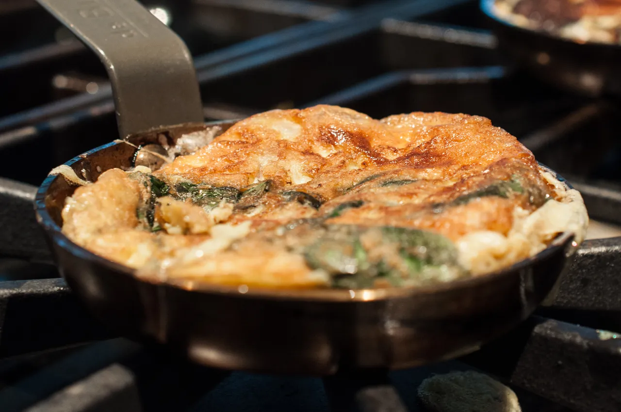 Thai Omelette-4.jpg