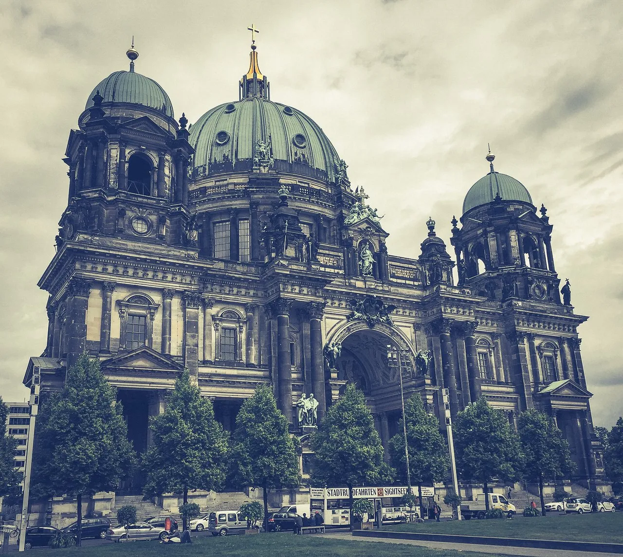 main_image