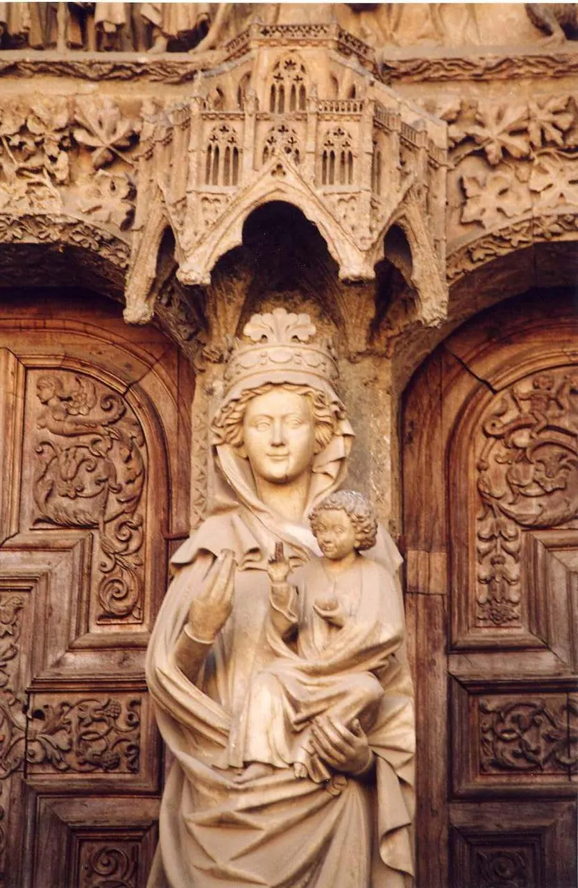 Virgen Blanca.jpg