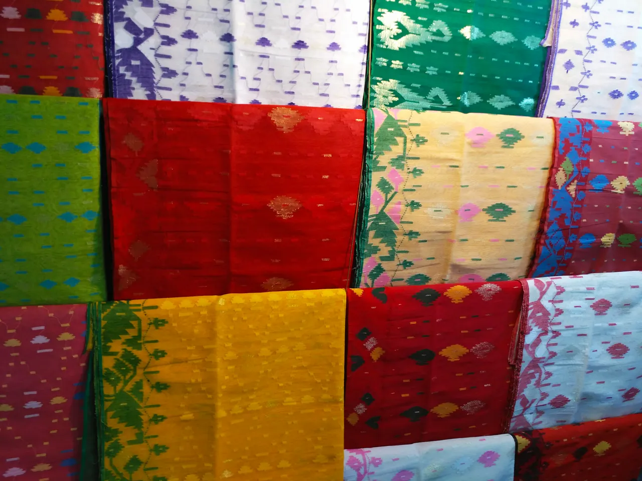 জামদানী_শাড়ী.jpg