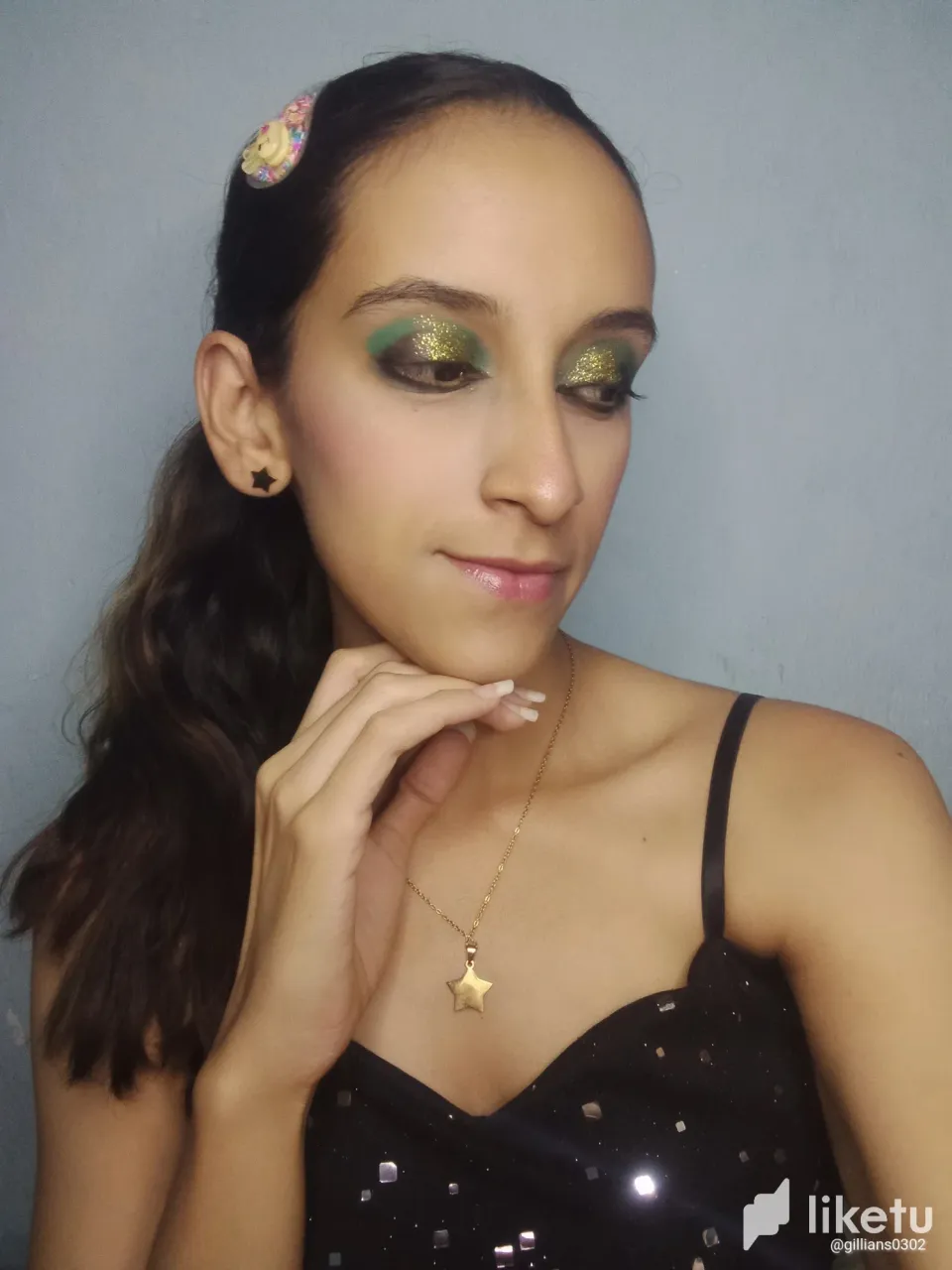 Maquillaje social verde y negro 💚🖤| Green and black social makeup 💚🖤| By @gillians0302