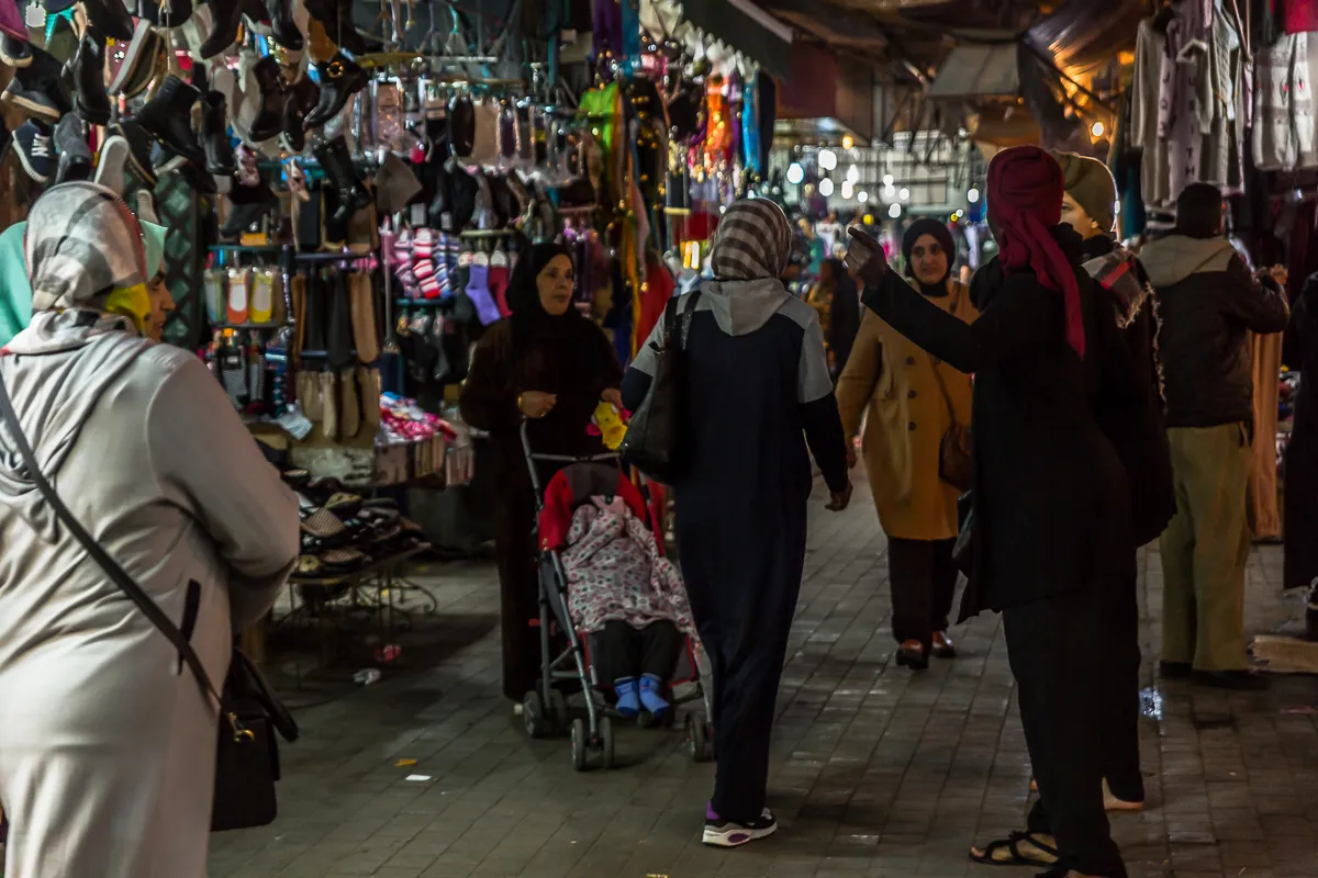 street 110 market by night 6 jemma el fna 7-3.jpg