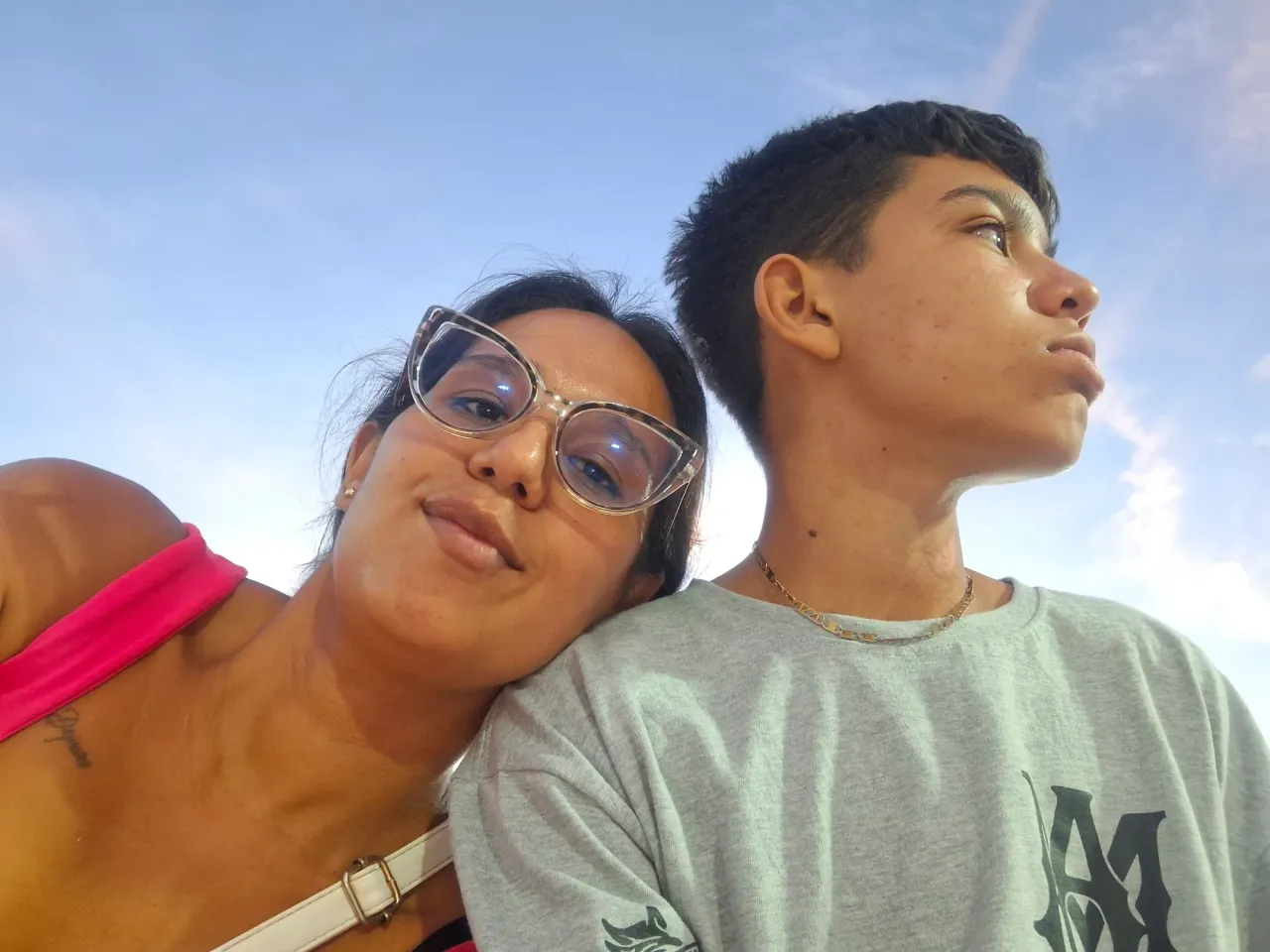 8uqZS1XZBNc63Gn7_1000480541.webp