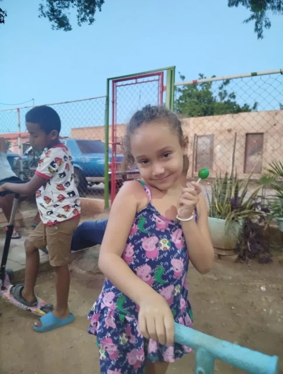 JF5o3xQVnSHUffeD_1000066096.webp