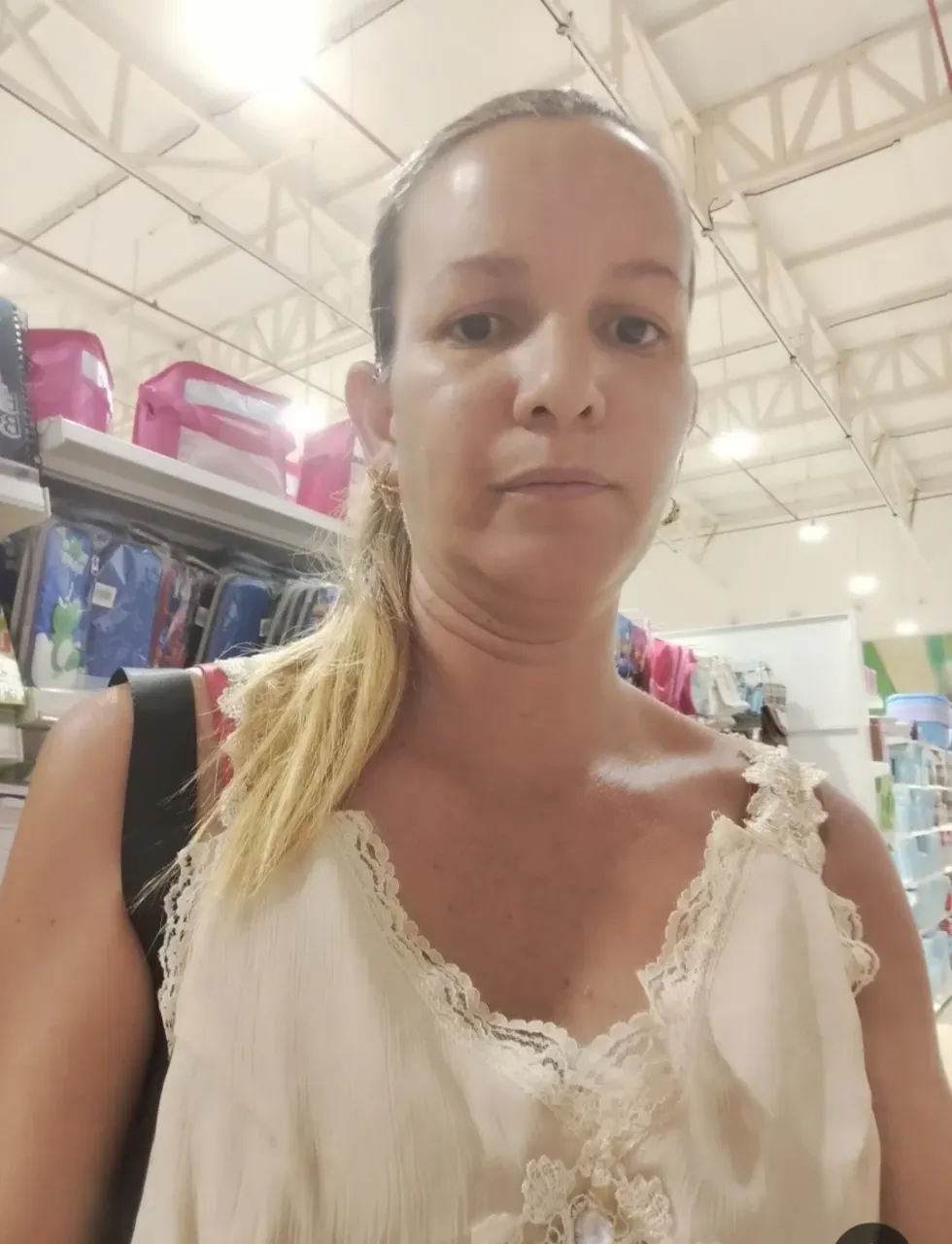 hVUugTN8hn8yB7lV_1000070126.webp