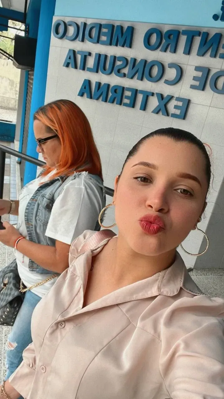 wYNUrJBf4Ak3ZbHG_1000616558.webp