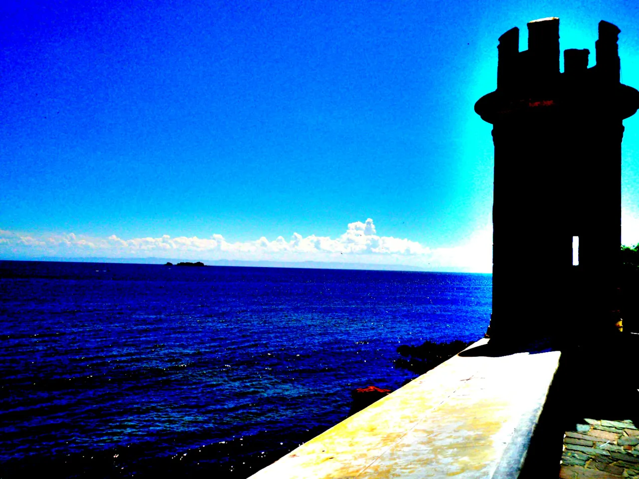 PicsArt_04-09-05.49.29.jpg