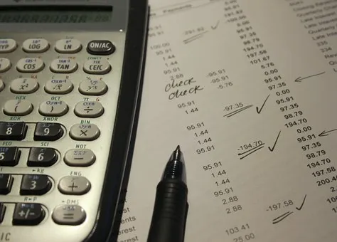 accounting-761599__340.jpg