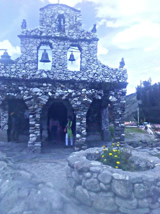 capilla de piedra1.jpg