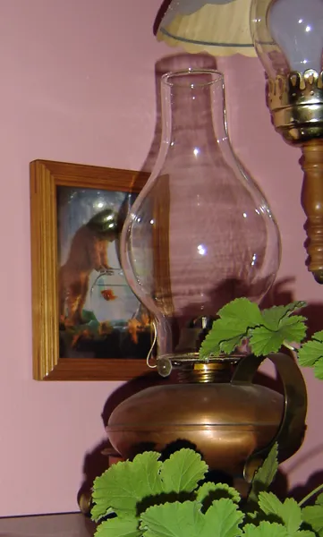 Office1 oil lamp crop April 2012.jpg