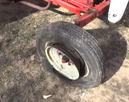 Bad-Tire-On-Ford-8N-Tractor.jpg