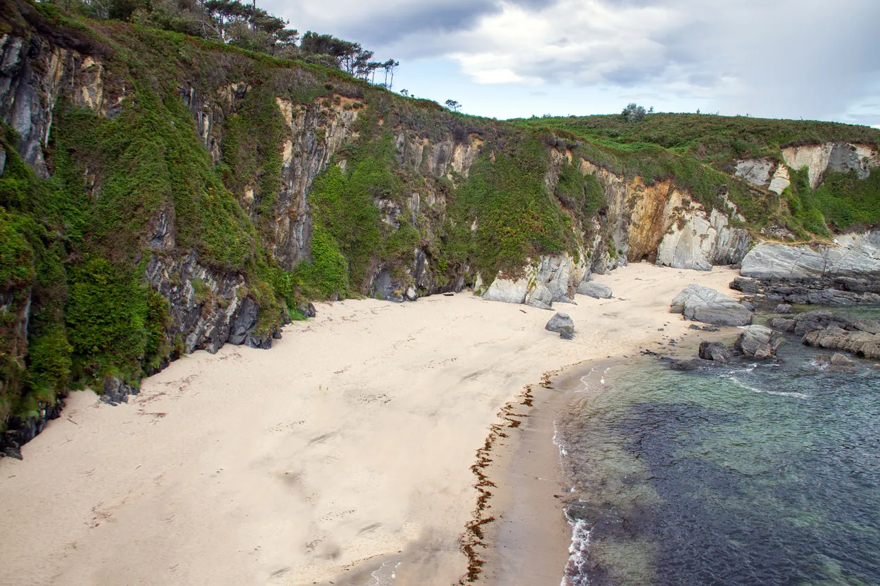 Many Dream Beaches on the Ruta Naviega