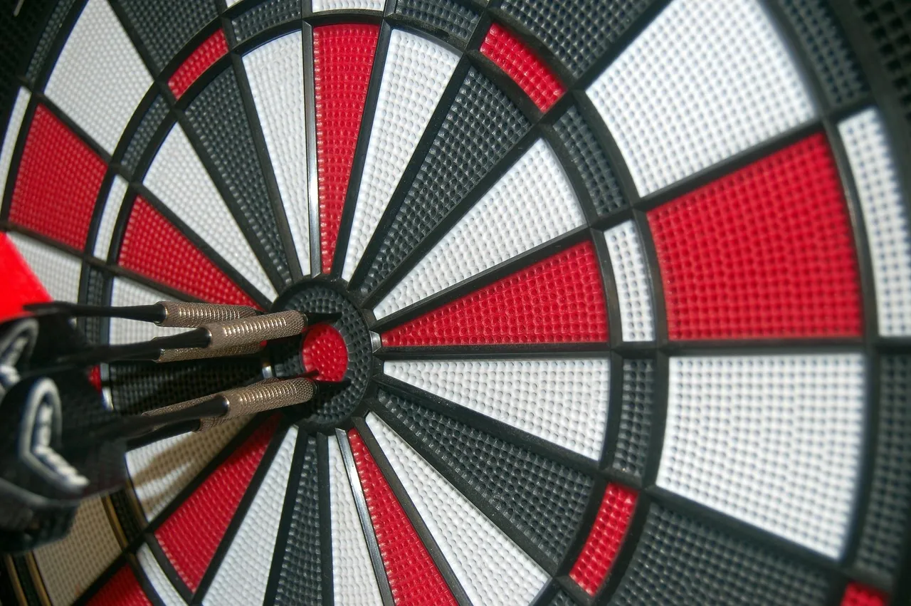 bullseye-1315371-1919x1275.jpg