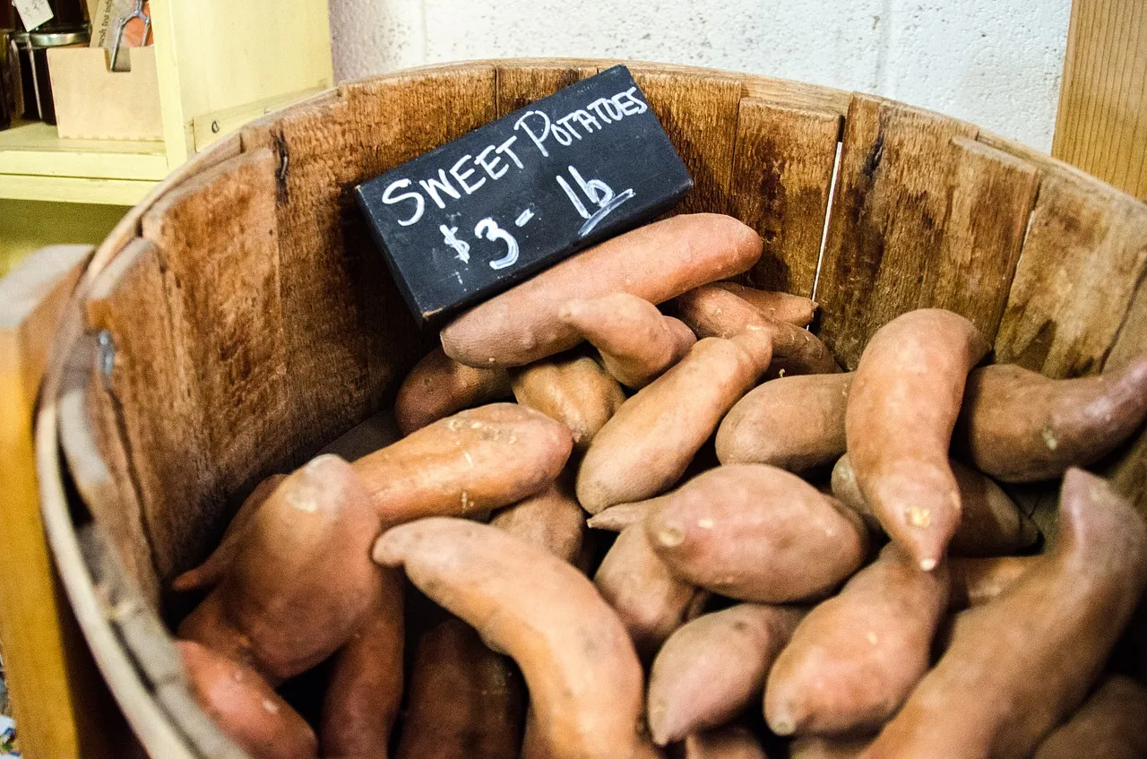 farmers-market-912635_1280.jpg